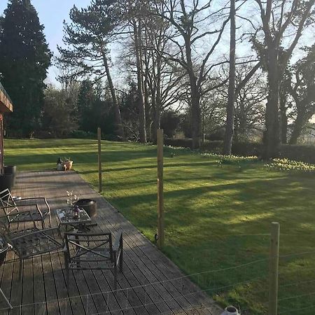 Log Cabin Rural Retreat In Beautiful Countryside Lapworth Esterno foto